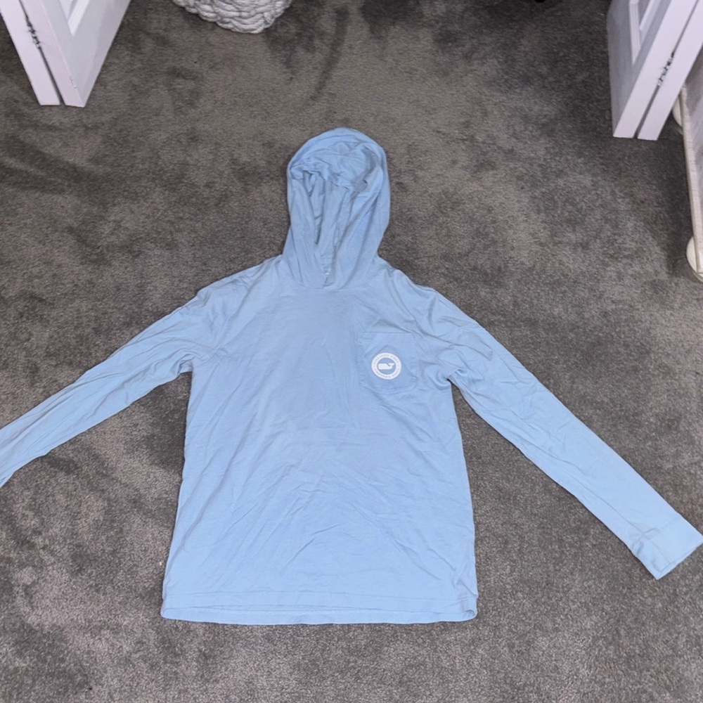 Vineyard vines girls long sleeve tshirt with hood. Size Large.